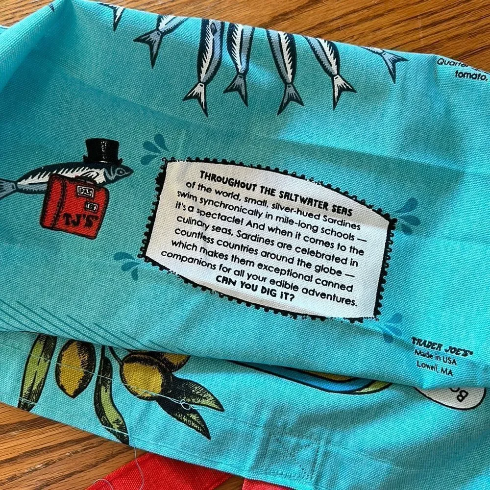 Trader Joe’s Limited Edition Reusable Canvas Bag Turquoise Blue Sardines - Picture 3 of 9